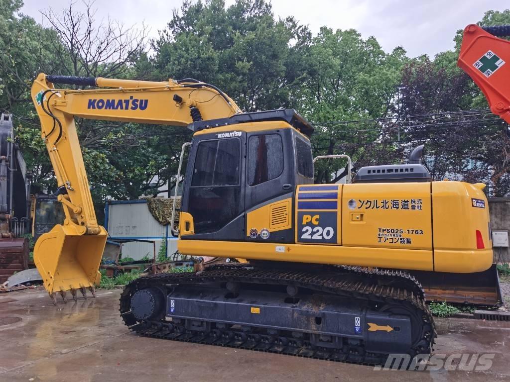 Komatsu PC220-7 Гусеничні екскаватори