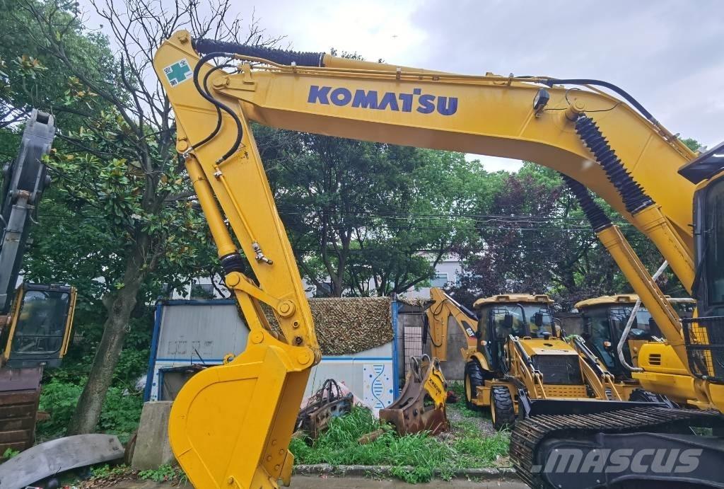 Komatsu PC220-7 Гусеничні екскаватори