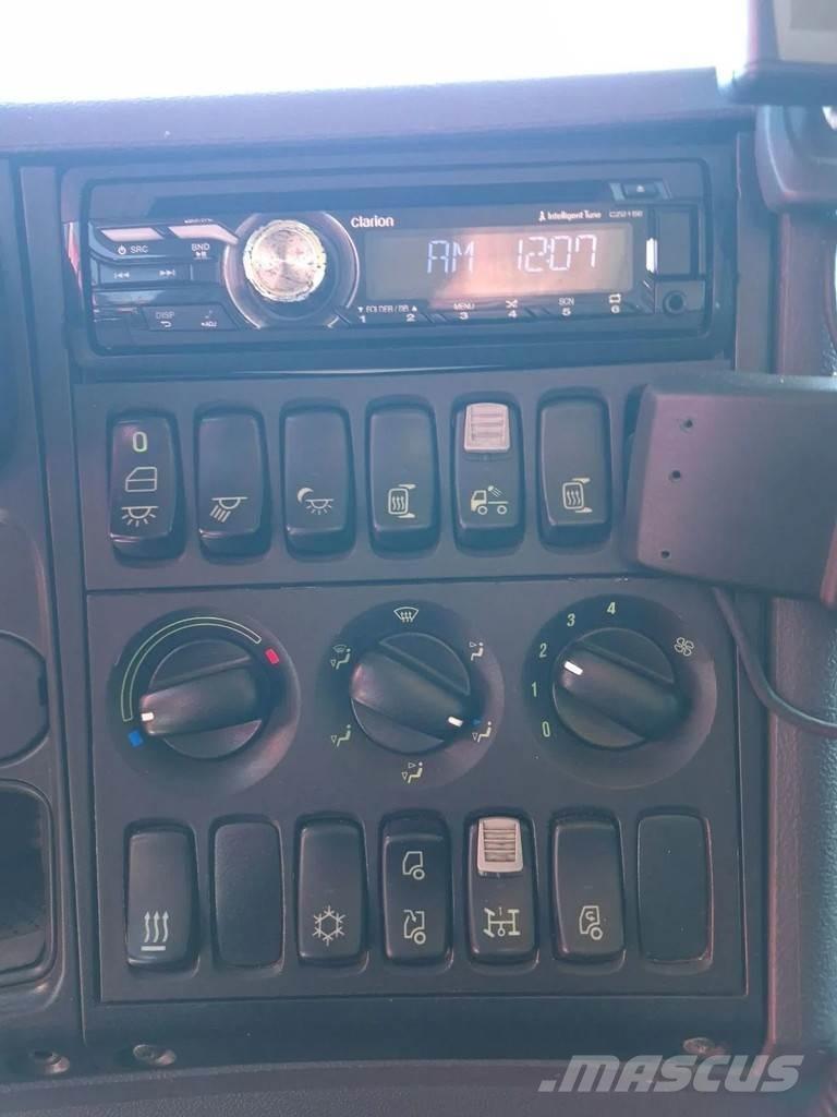 Scania G420 Тягачі