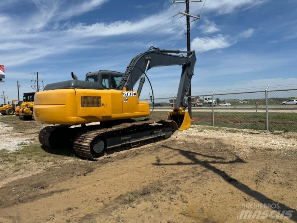 DEERE 200 LC Гусеничні екскаватори