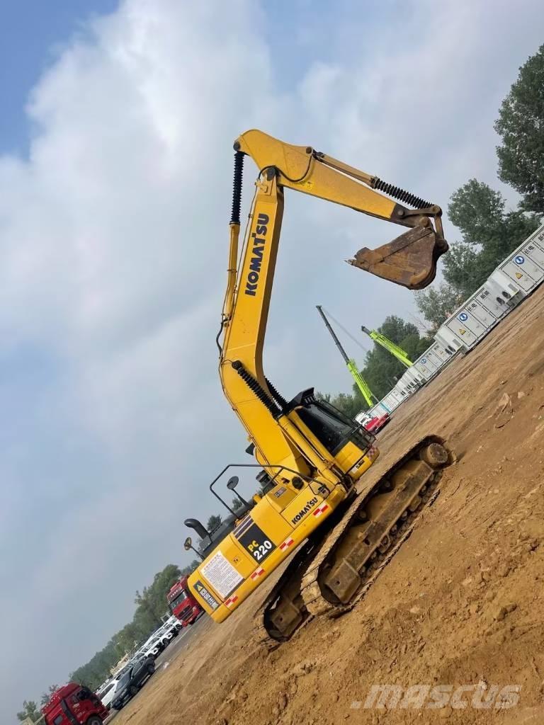Komatsu pc220-8 Гусеничні екскаватори