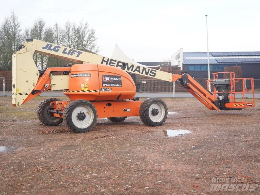 JLG 600 AJ Колінчаті підйомники