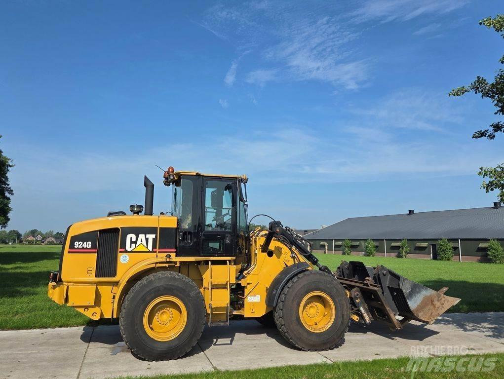 CAT 924G Фронтальні навантажувачі