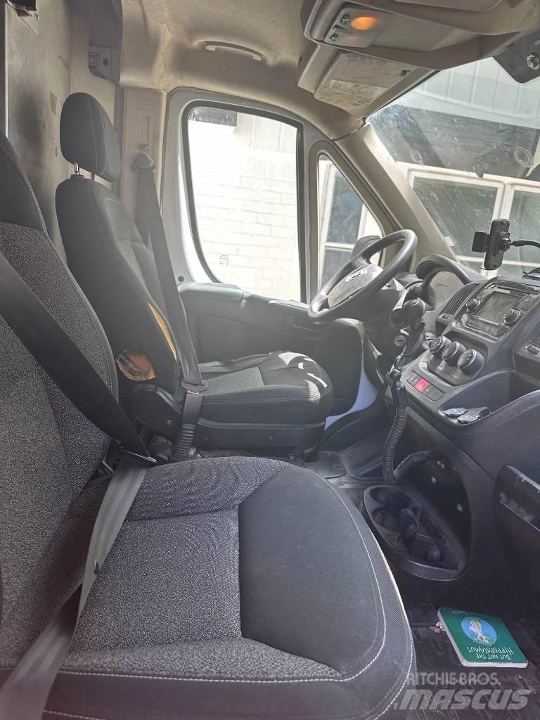 Dodge promaster Фургони