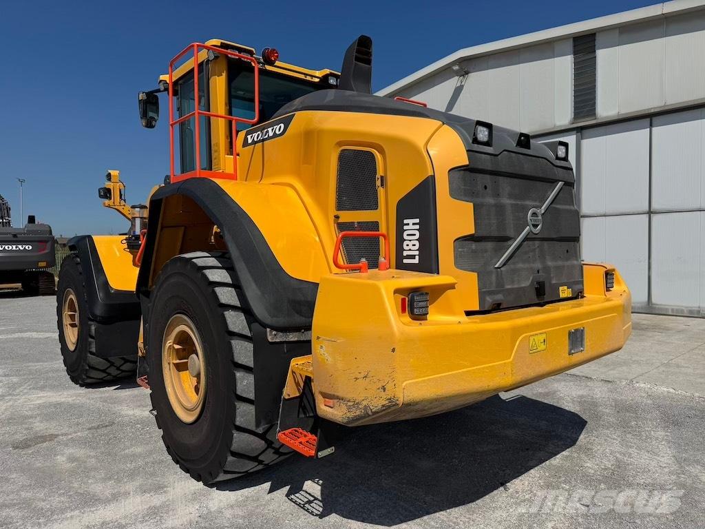 Volvo L 180 H Фронтальні навантажувачі