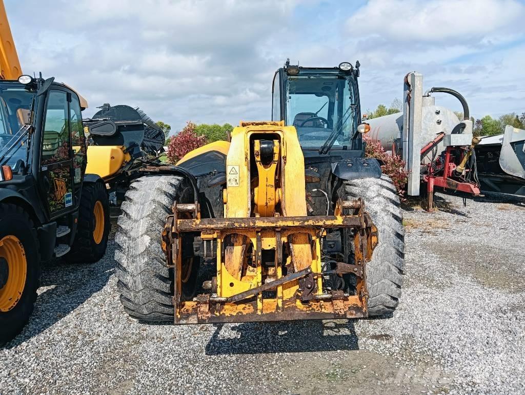 JCB 550-80 Телескопічний навантажувач