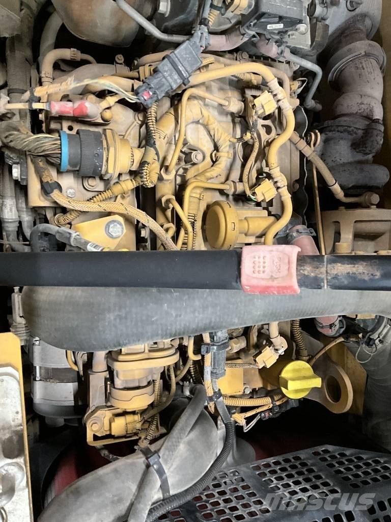 CAT 313 GC Гусеничні екскаватори