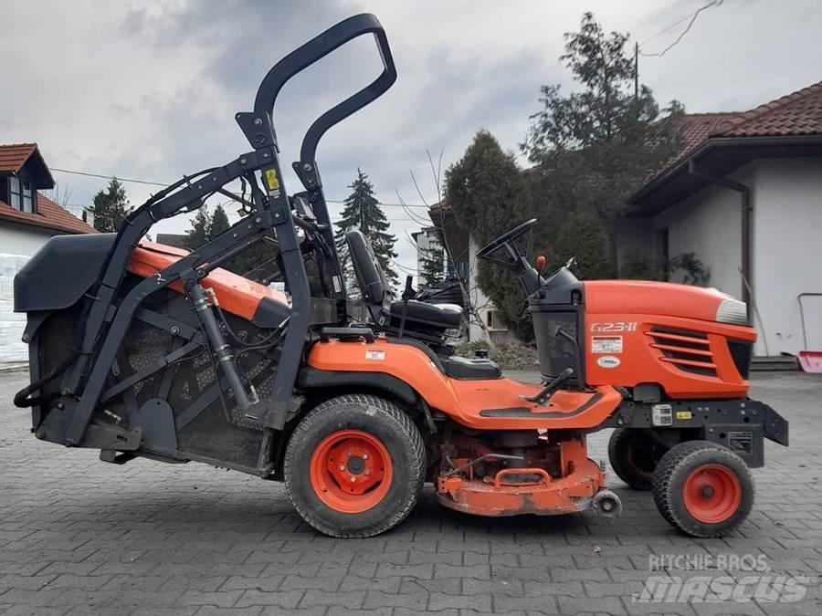 Kubota G 23 Самохідні газонокосарки
