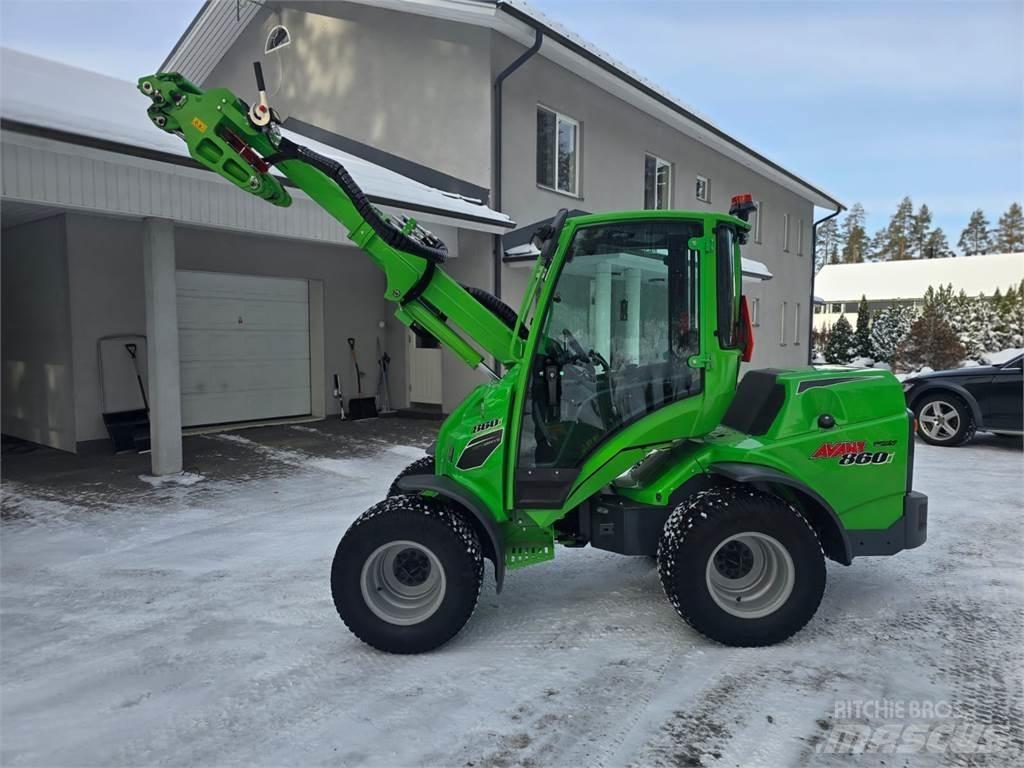 Avant 860i Малі навантажувачі
