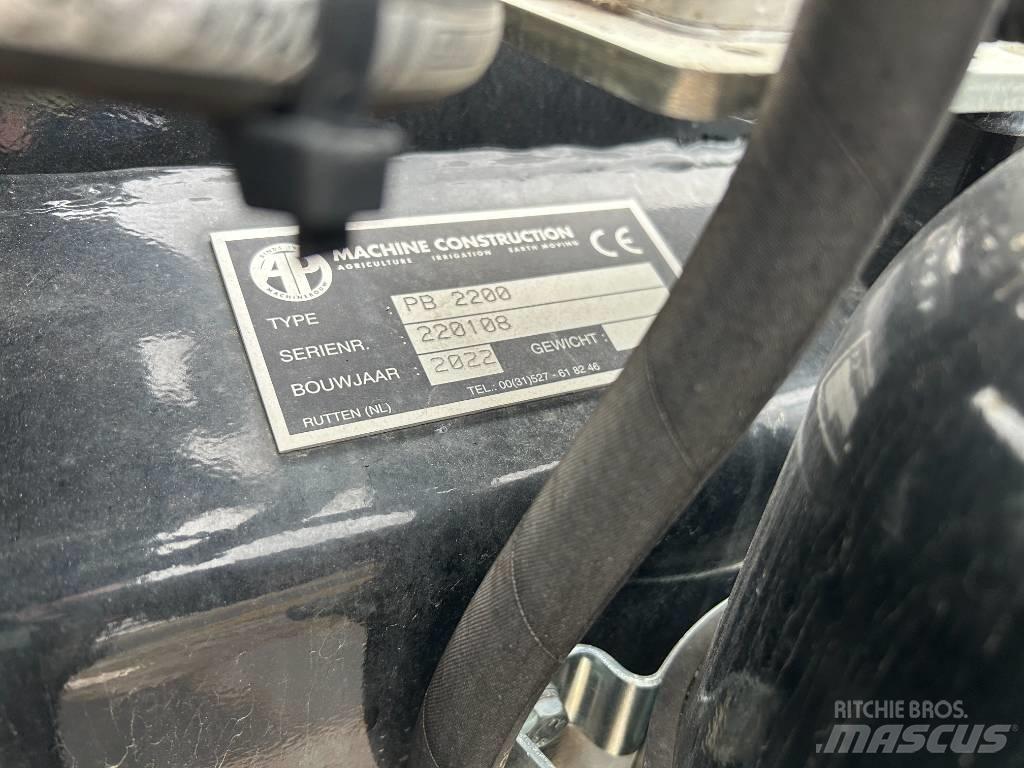 AP Powerblade PB2200 Гусеничні вантажники