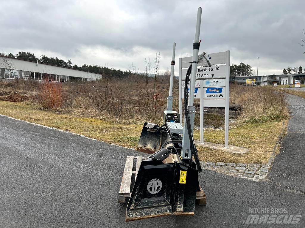 AP Powerblade PB2200 Гусеничні вантажники