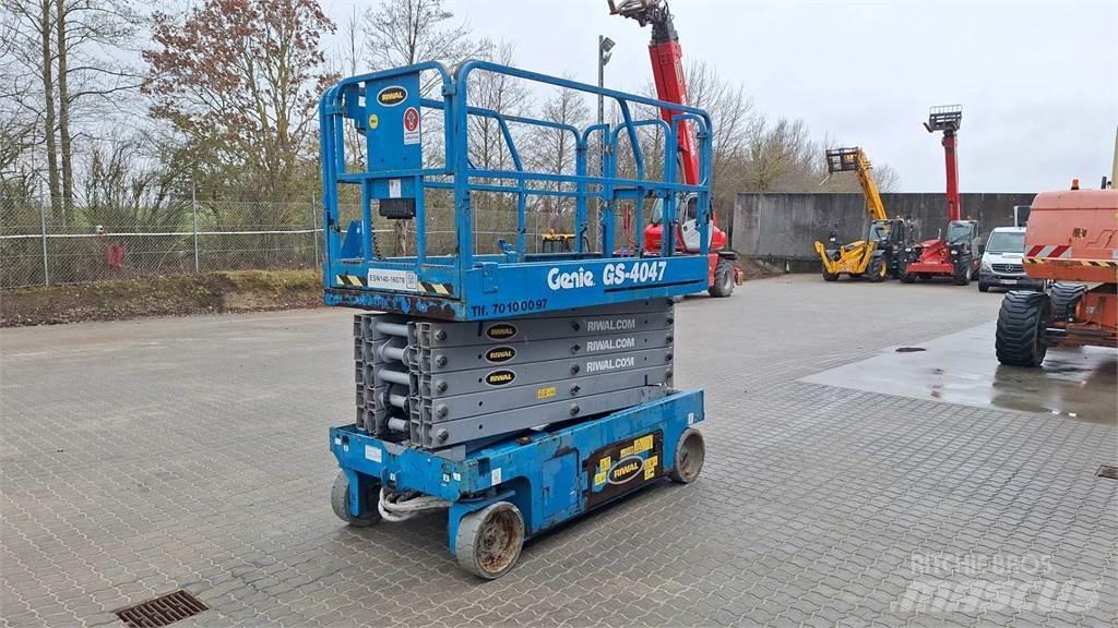 Genie GS4047 Підйомники-ножиці