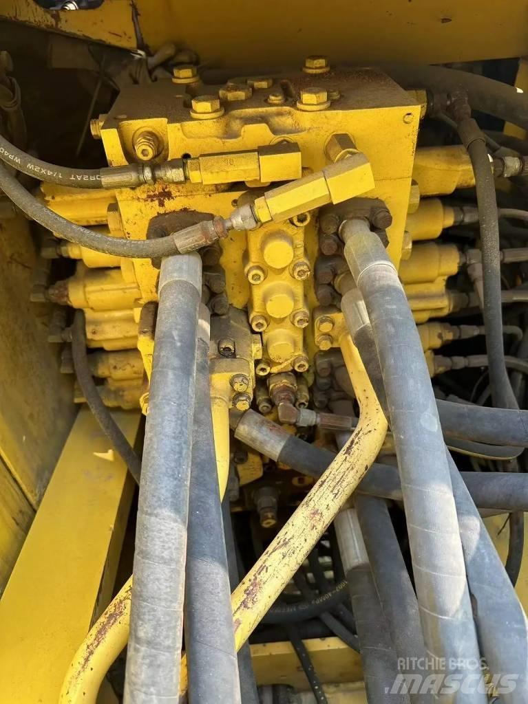 Komatsu PC 240 LC-8 Гусеничні екскаватори