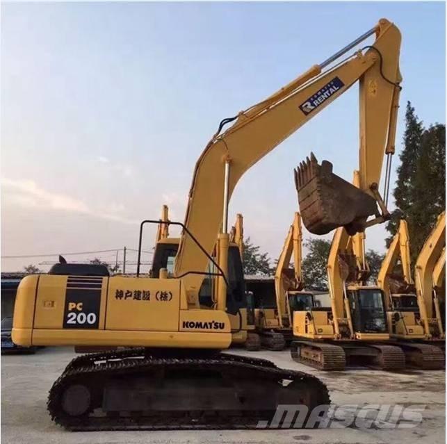 Komatsu pc200-7 Гусеничні екскаватори