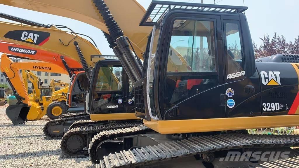 CAT 329 D L Гусеничні екскаватори