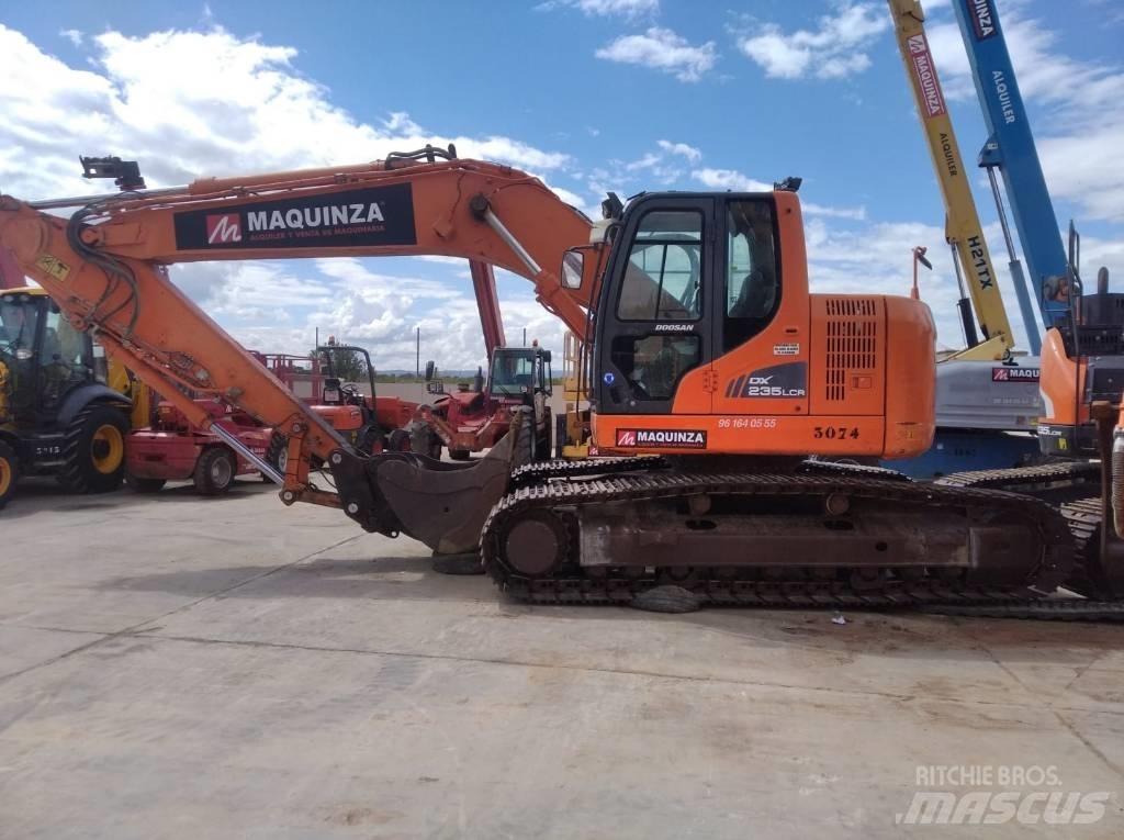 Doosan DX 235 LCR Гусеничні екскаватори