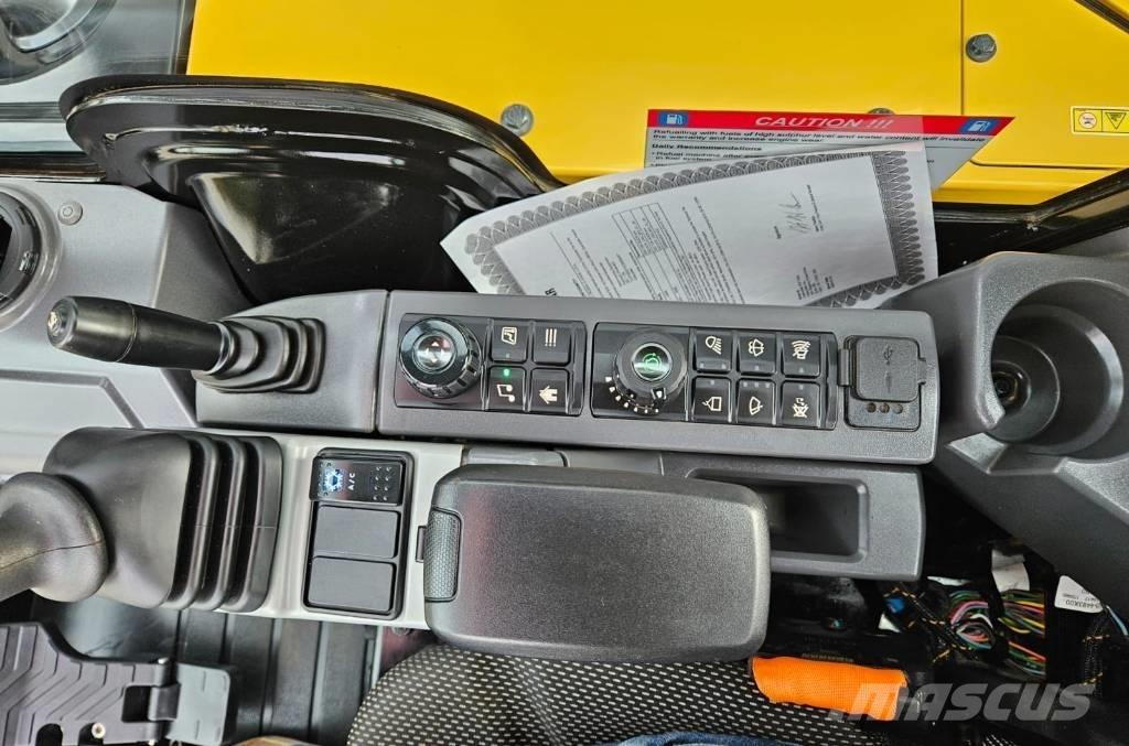CAT 302.7 CR Міні-екскаватори < 7т