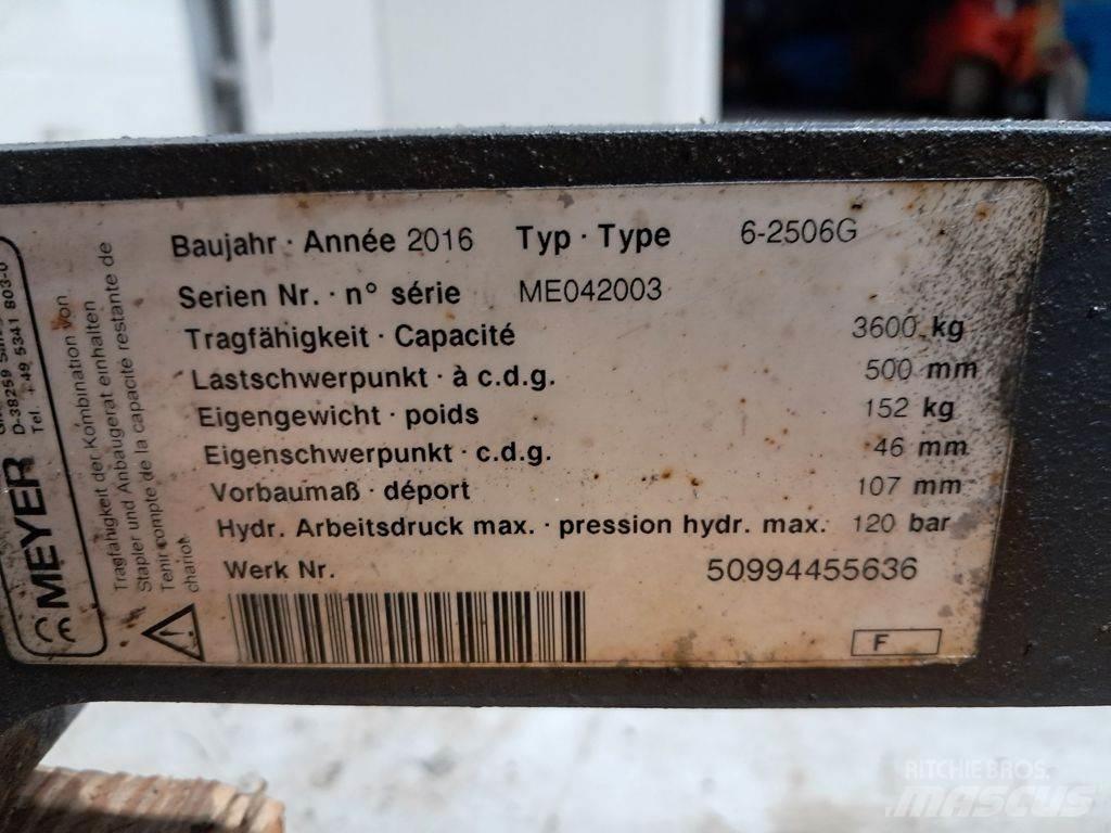 Meyer 6-2506G Вила