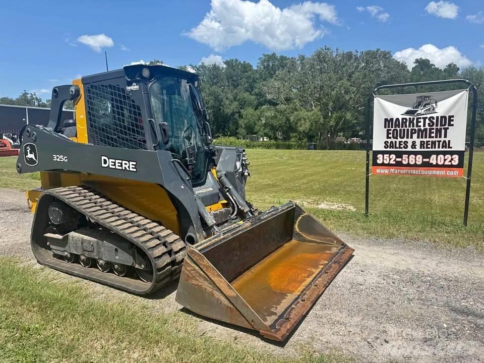 John Deere 325 Міні-навантажувачі