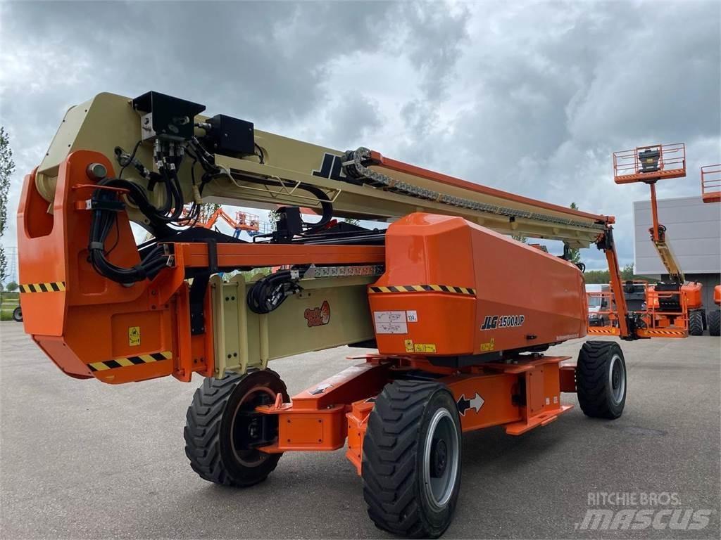 JLG 1500AJP Колінчаті підйомники