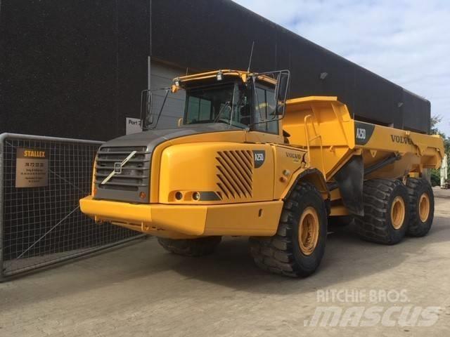 Volvo A25D Зчленовані самоскиди
