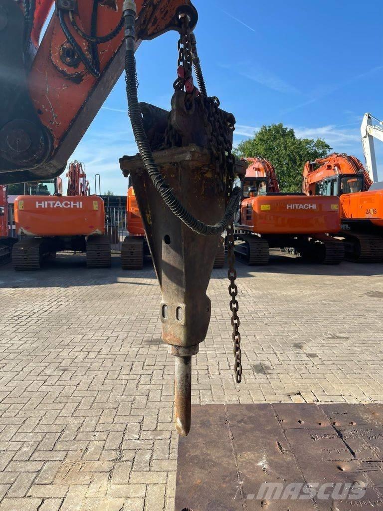 Atlas Copco 180 H Плуги