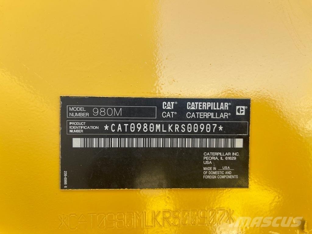 CAT 980M Фронтальні навантажувачі