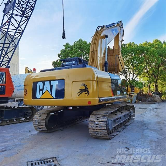 CAT 330DL Гусеничні екскаватори
