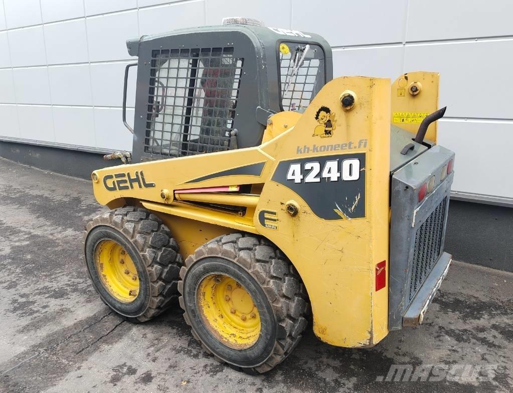 Gehl 4240 E Міні-навантажувачі