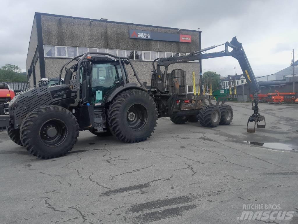 Valtra T 175 ED Лісогосподарські трактори