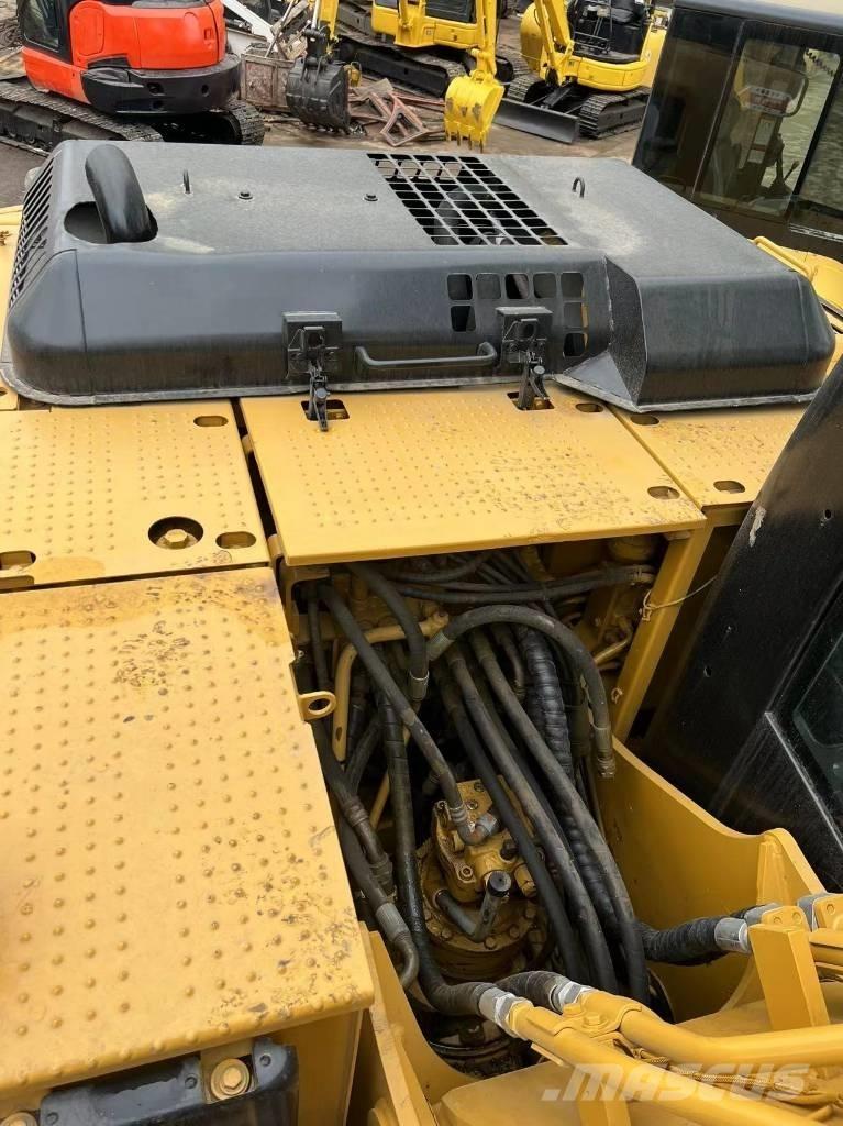 CAT 312 D L Гусеничні екскаватори