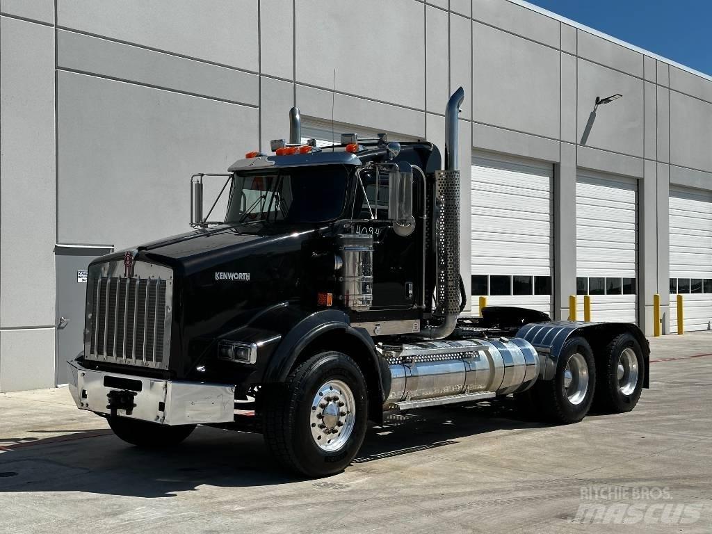 Kenworth T 800 Тягачі