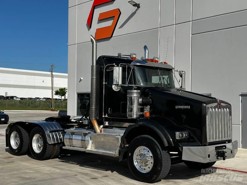 Kenworth T 800 Тягачі