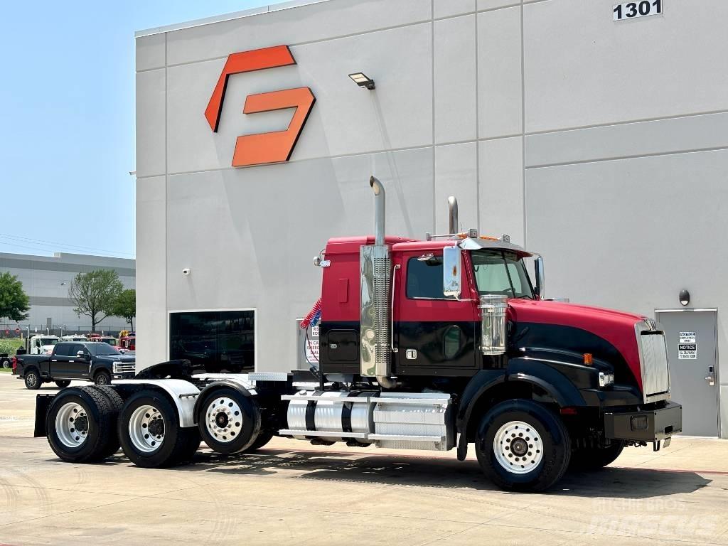 Western Star 4900 Тягачі