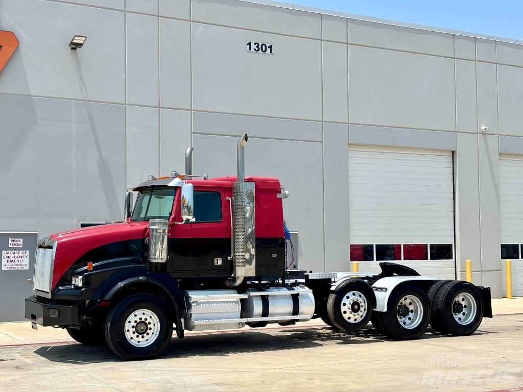 Western Star 4900 Тягачі