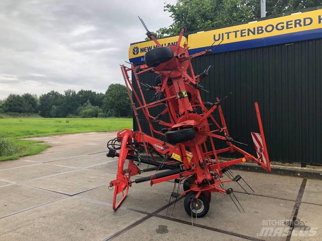 Kuhn GF 8702 Граблі і сінозворушувачі