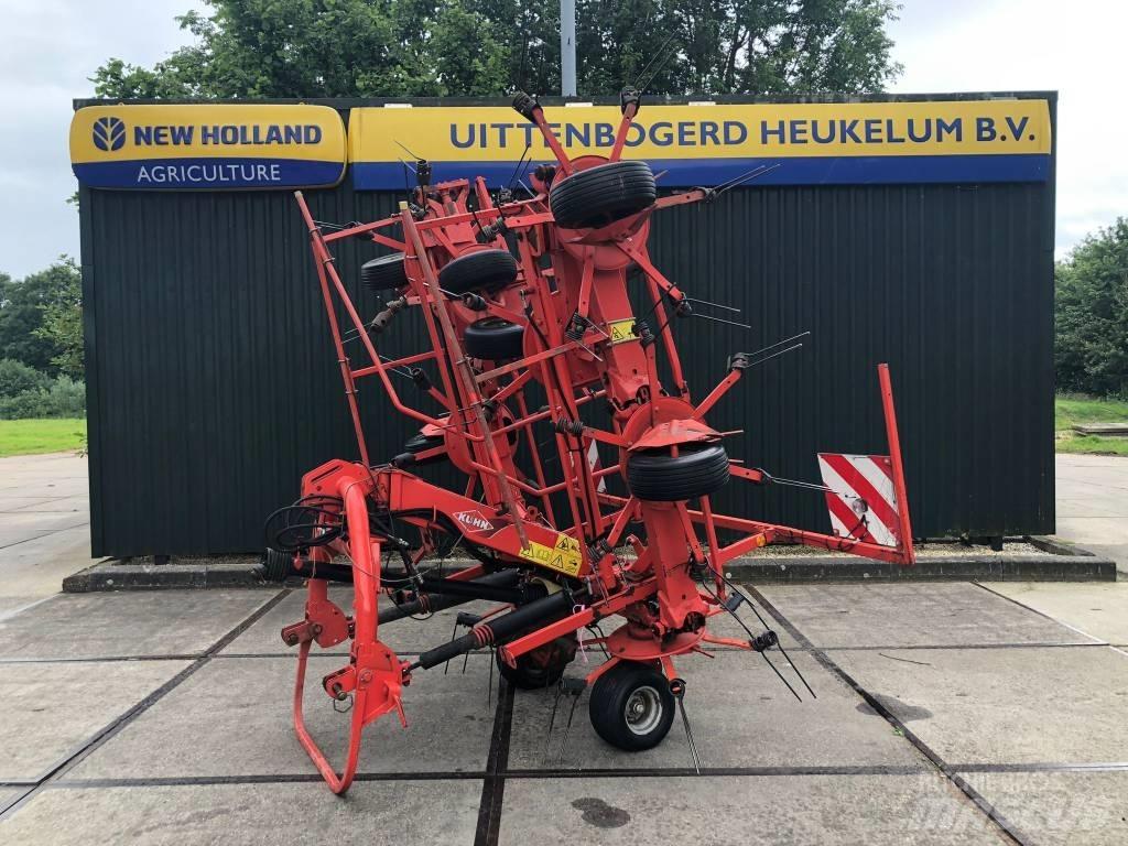 Kuhn GF 8702 Граблі і сінозворушувачі