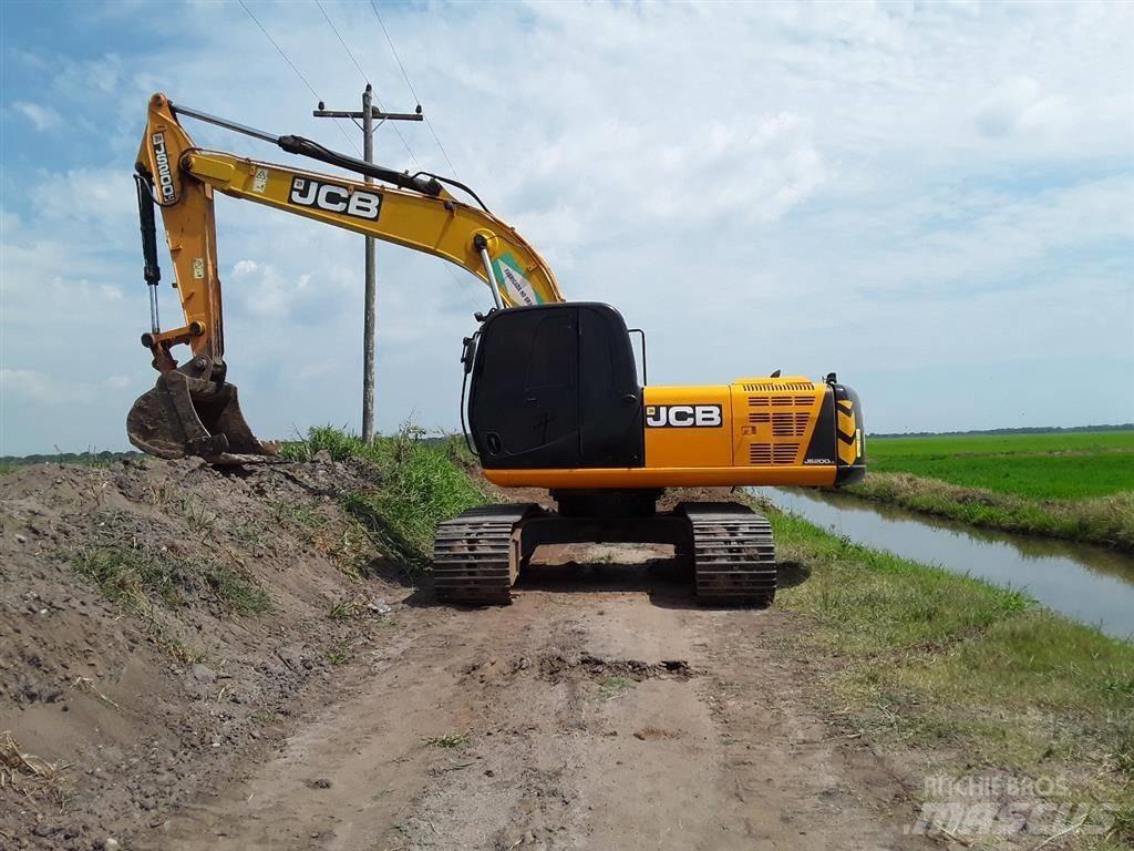 JCB JS200LC Гусеничні екскаватори