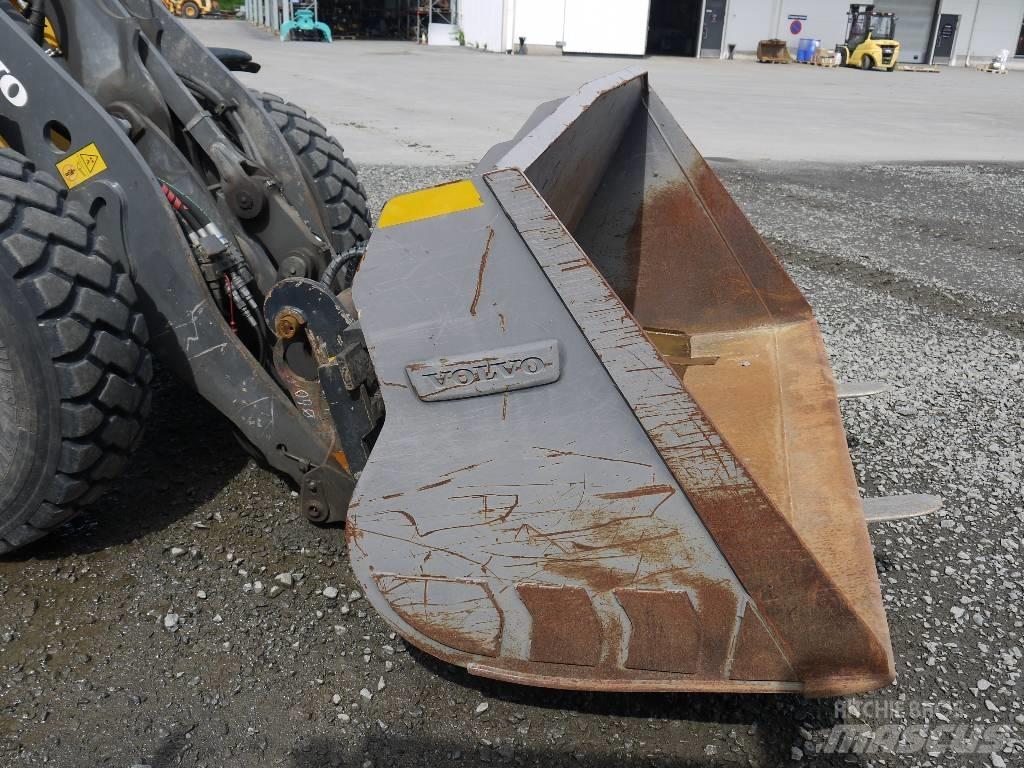 Volvo L 50 G Фронтальні навантажувачі