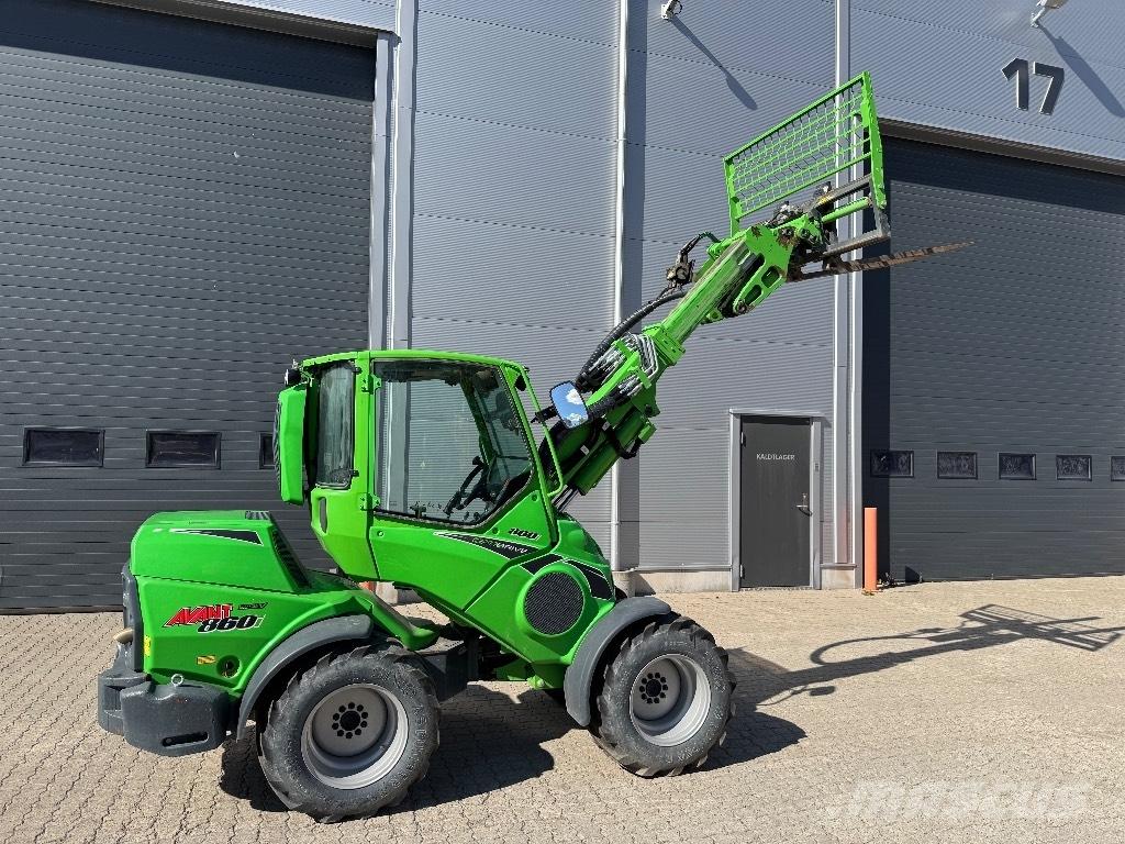Avant 860 i Малі навантажувачі