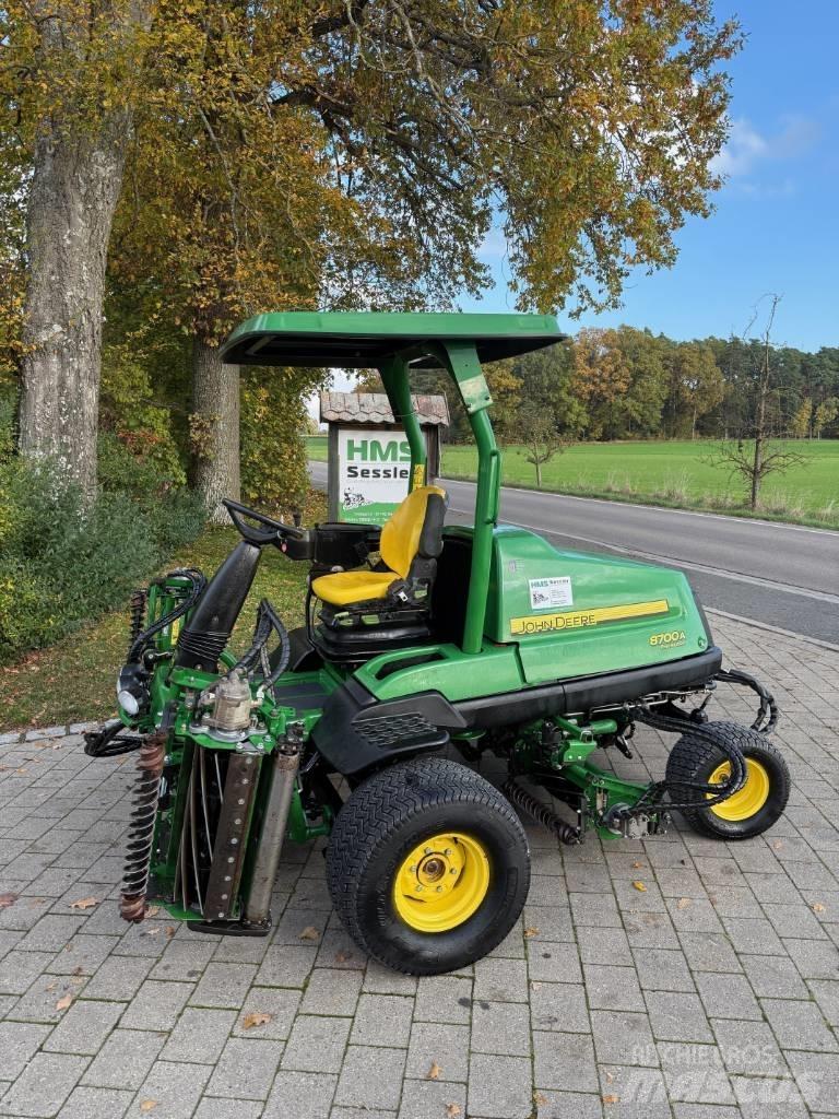 John Deere 8700 A Косарки фарватера