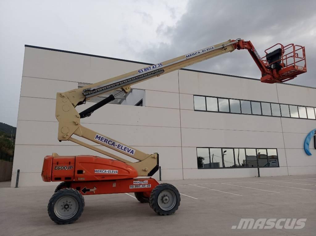 JLG E 600 JP Колінчаті підйомники