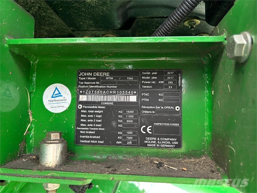 John Deere T560 Зернозбиральні комбайни