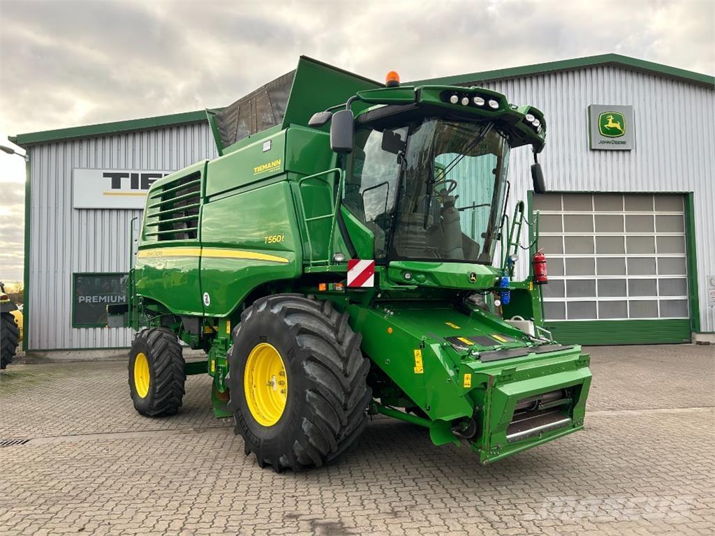 John Deere T560 Зернозбиральні комбайни