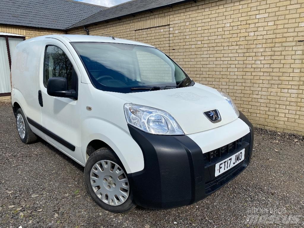 Peugeot Bipper Панельні фургони