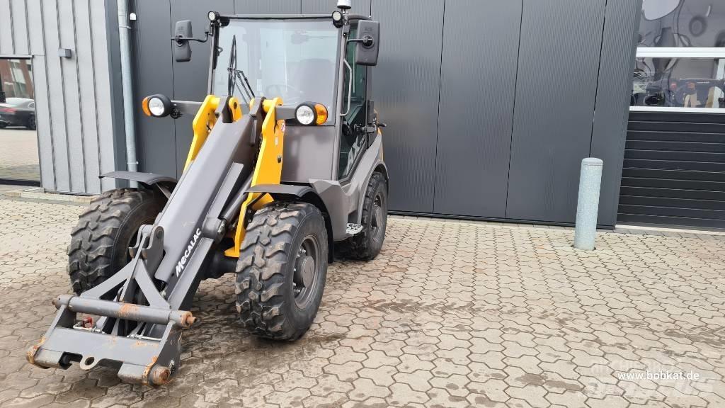 Mecalac AX 700 Фронтальні навантажувачі
