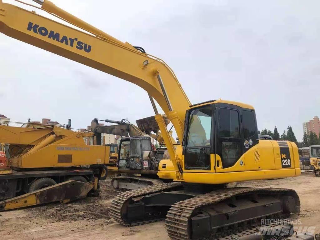 Komatsu PC 220-7 Гусеничні екскаватори