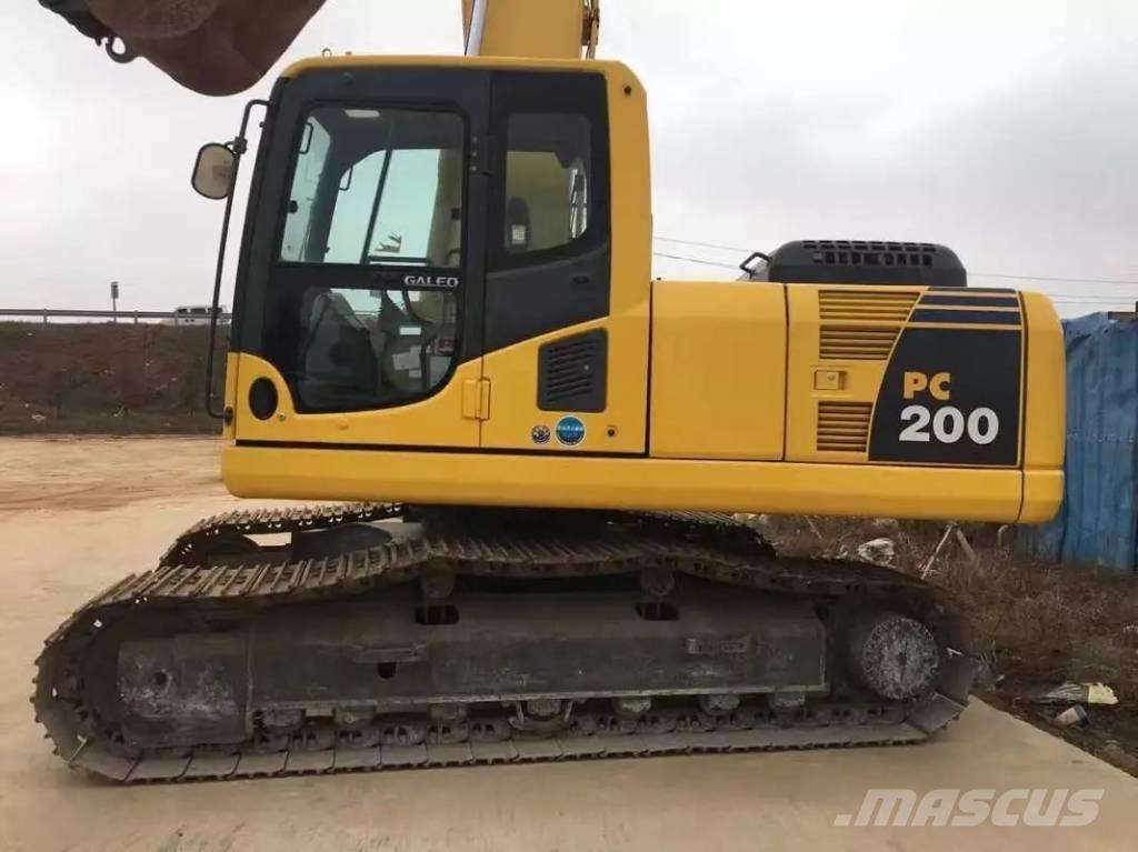 Komatsu pc200-8 Гусеничні екскаватори