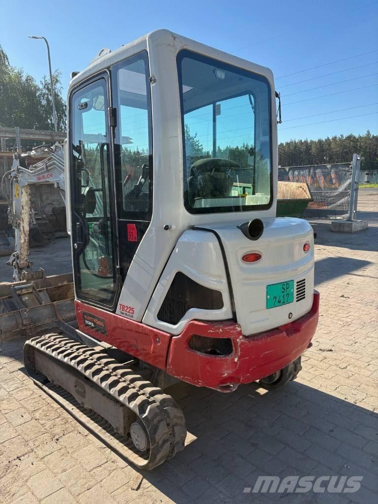 Takeuchi TB 225 Міні-екскаватори < 7т