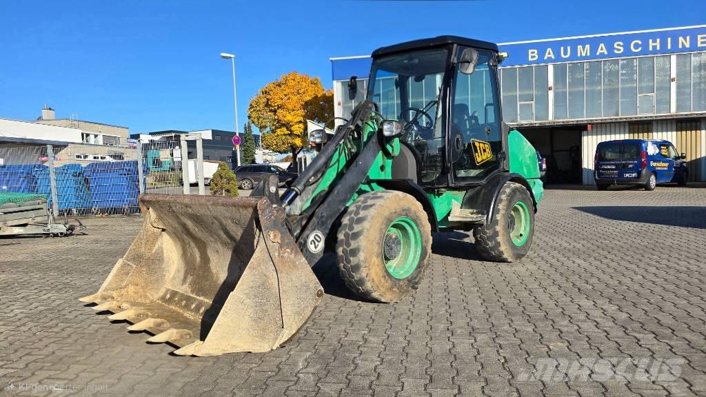 JCB 406 Фронтальні навантажувачі